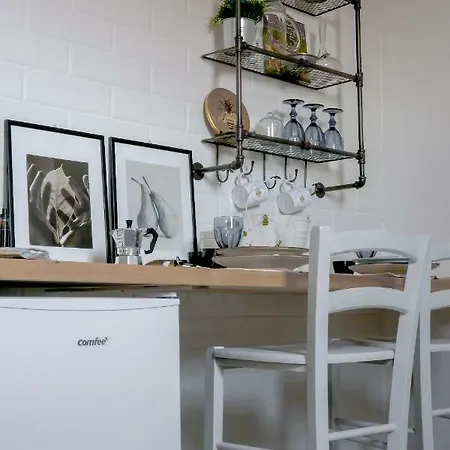 La Casa Dell'ape * Amelia